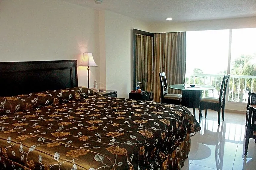 Napolitano Hotel Santo Domingo